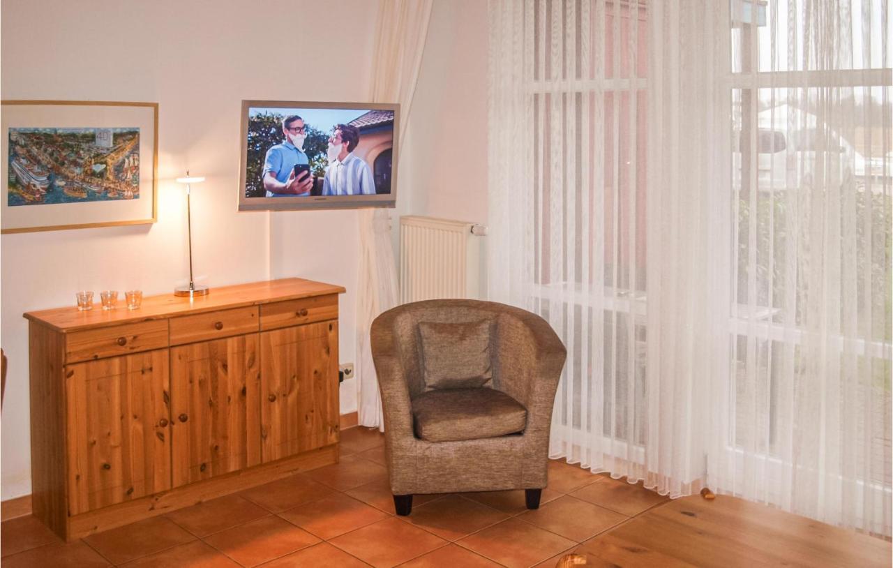 2 Bedroom Beautiful Home In Plau Am See Extérieur photo